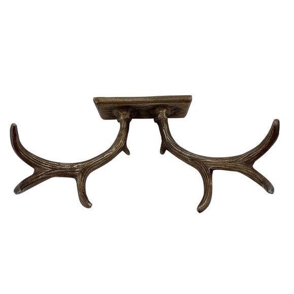 Rustic Wall-Mounted Antler Hook Rack Bronze Finish Sturdy Metal Design 10" Wide - Picture 1 of 6